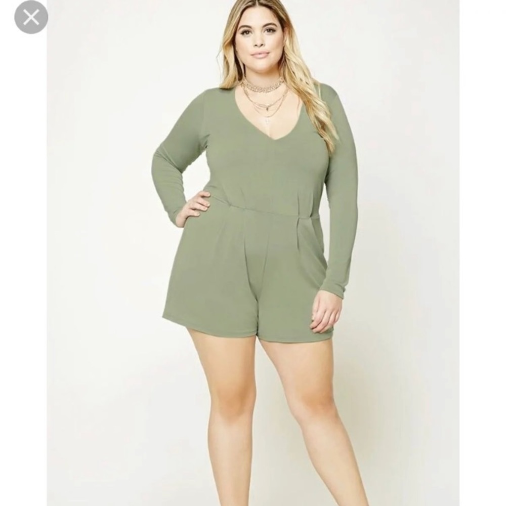 Plus size Forever 21 Long Sleeve Romper